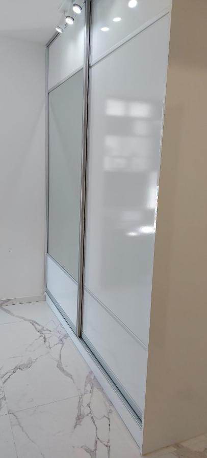 Luxury Apartment Iva Szkopje Kültér fotó